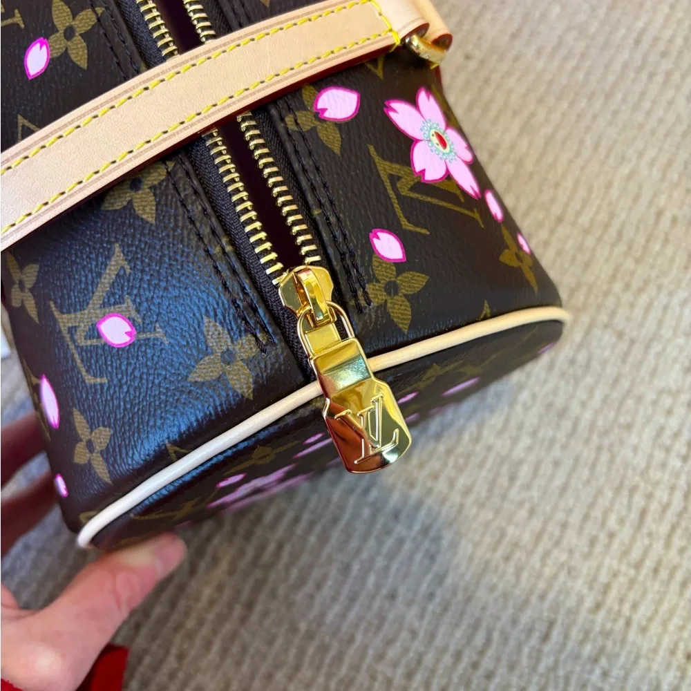 ** SOLD** Louis Vuitton x Murakami 2025 Cherry Blossom Monogram Papillon Handbag - Picture 10 of 13